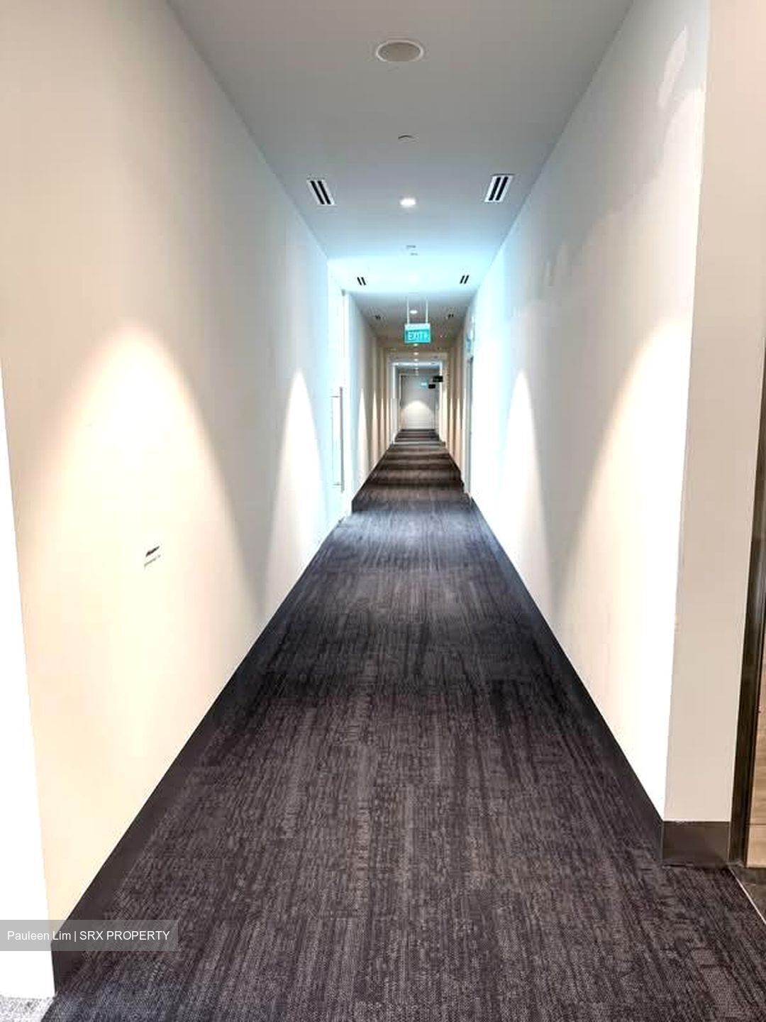 Central Boulevard (D1), Office #588078831